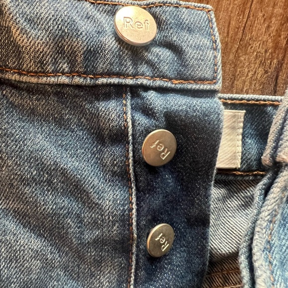 Reformation High Rise Denim Shorts - Picture 6 of 6